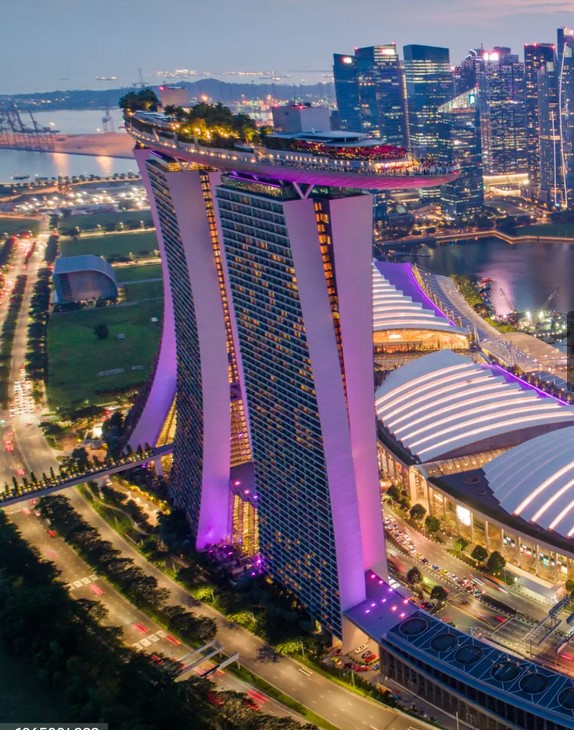 Singapore Marina Bay representing Asian business hub
